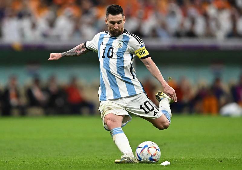 “Chú lùn” – Lionel Messi